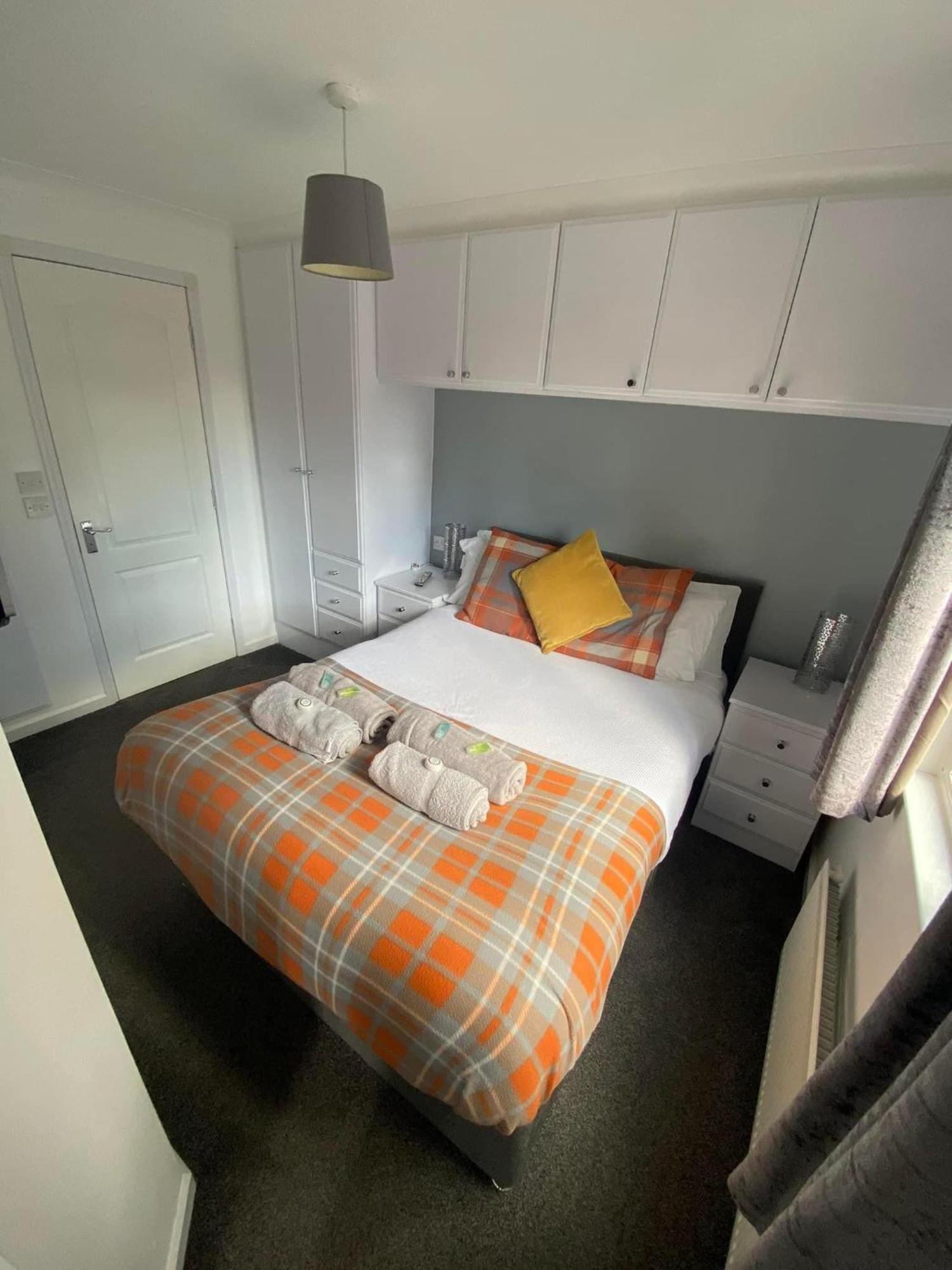 Tranquil Lodge Hot Tub And Free Golf Swarland 외부 사진