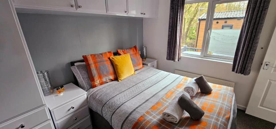 Tranquil Lodge Hot Tub And Free Golf Swarland 외부 사진